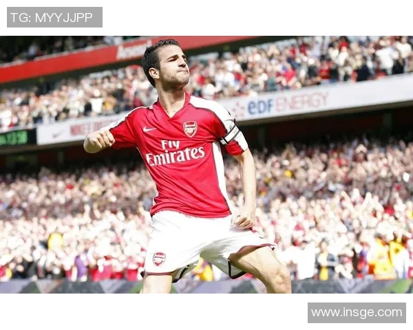 拉姆斯足球生涯：从青训崭露头角到世界级球星的奋斗之路